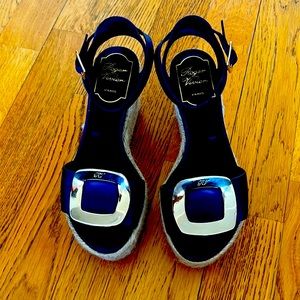Roger Vivier Navy Platform Espadrille Wedges size 34